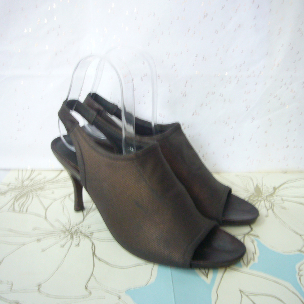 Donald Pliner Y2K Minimalist Bronze Brown Stretch Slingback Sandal - 9M
